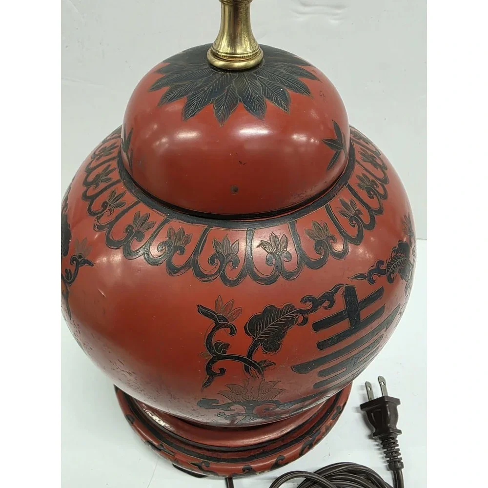 Beautiful‎ Chinese Red Lacquer Jar Table Lamp w Shade and Finial 21